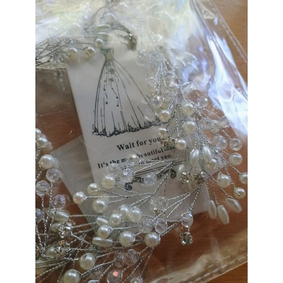 Pearl And Gemstone Metal Wire Hair Accessorie For Special Occasions - Picture 5 of 5